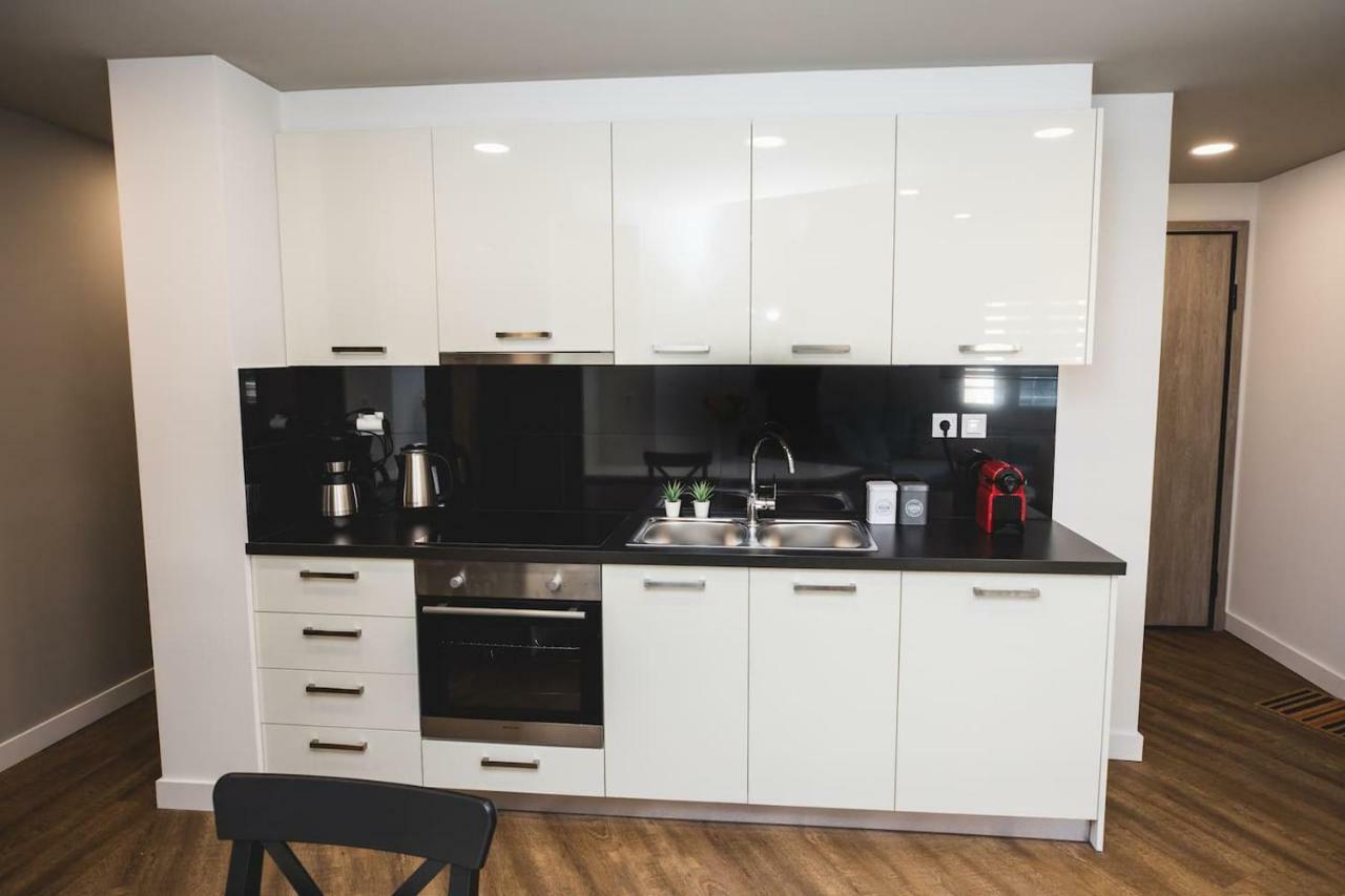 Gaspar Apartment - 4Th Floor - Renovated 2019 أثينا المظهر الخارجي الصورة